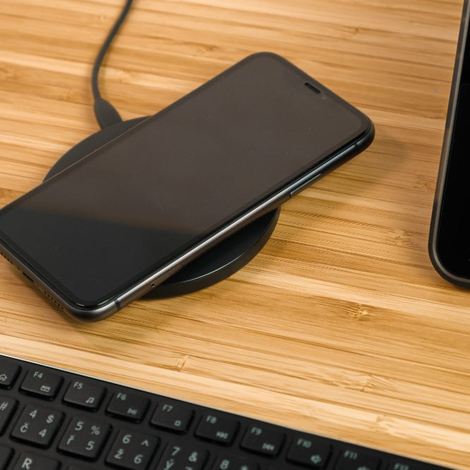 The 5 Best Wireless Charging Pads: Never Fumble With Cables Again